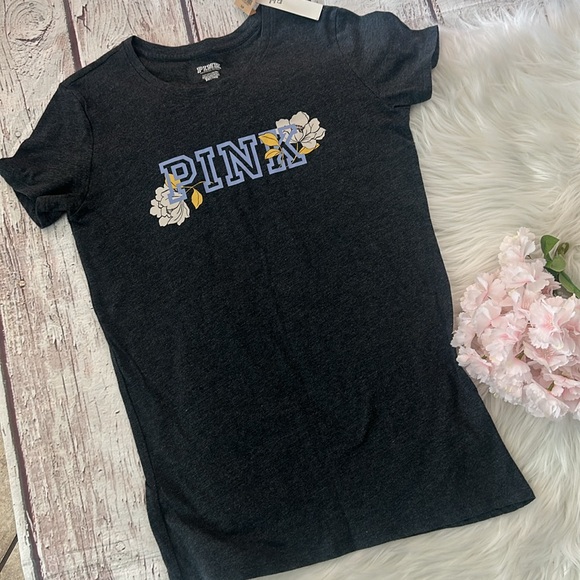 Pink Victoria’s Secret Short Pajama Set Size Small - Picture 6 of 8